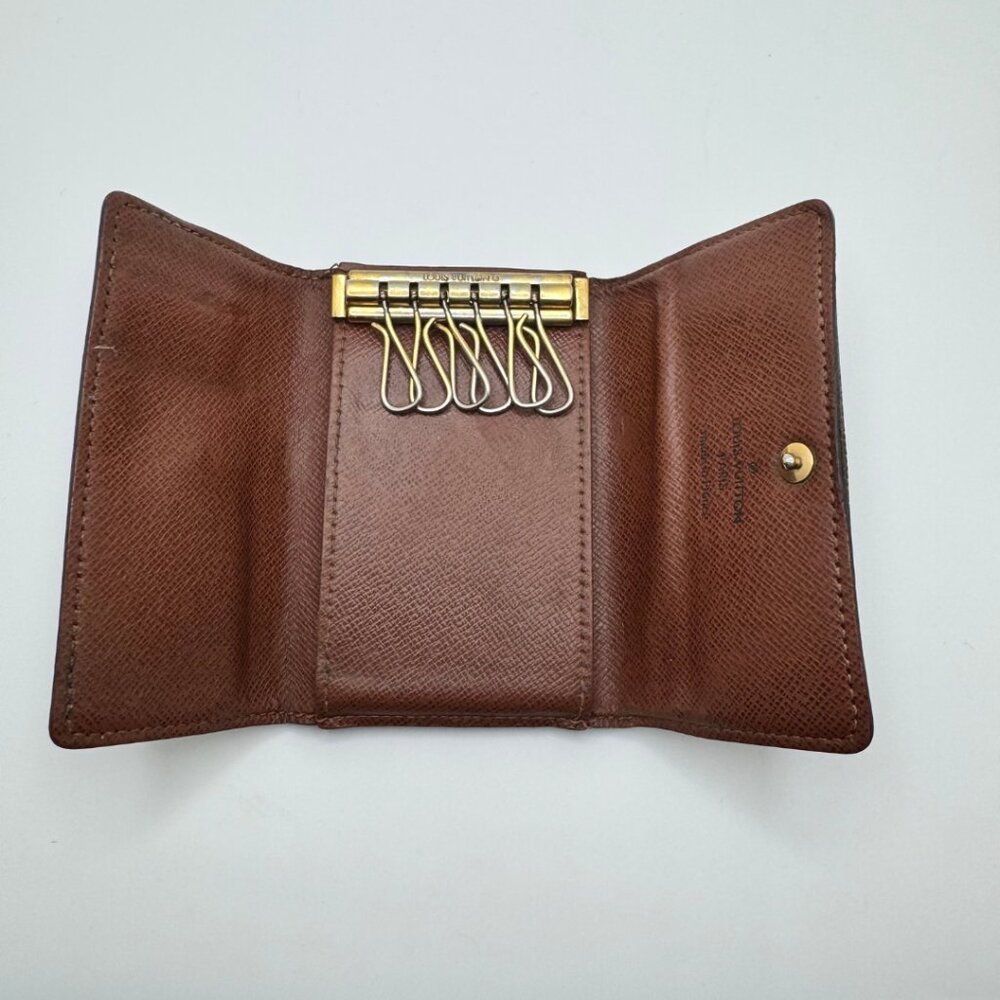 Louis Vuitton Six-Key Multicles Holder Signature Monogram Canvas Brown One Size - Picture 5 of 14